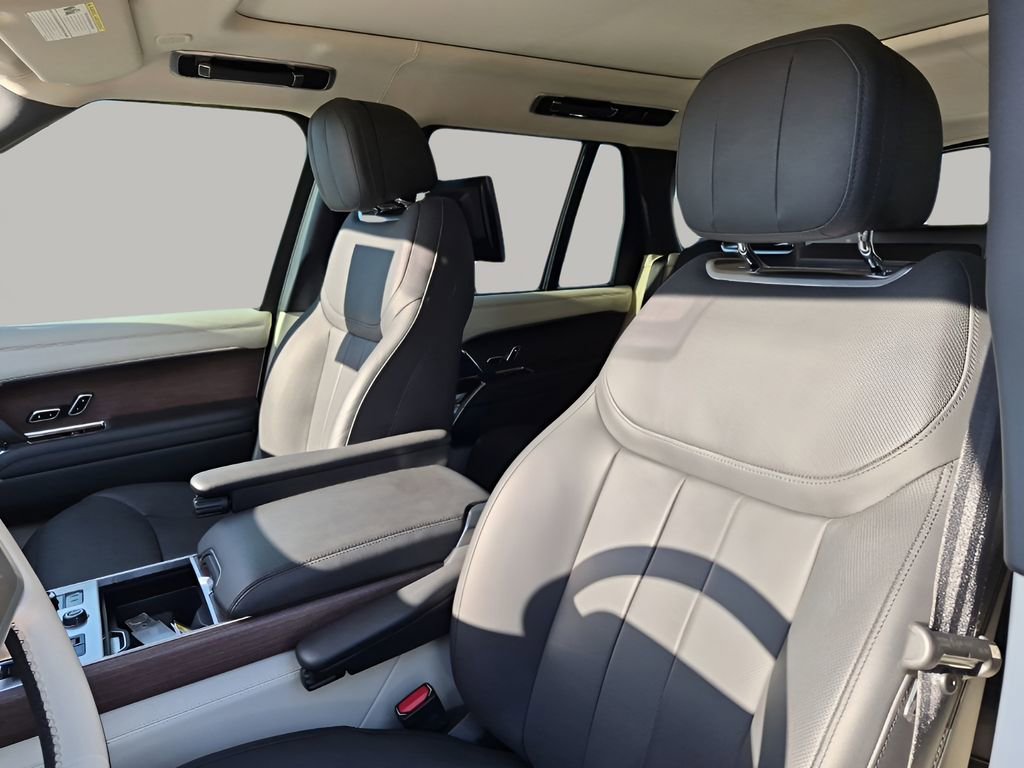 Used 2023 Land Rover Range Rover Autobiography AWD/4WD image 34