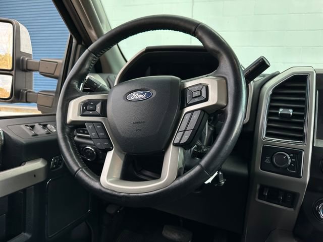Used 2019 Ford F250 Lariat w/ Chrome Package image 17