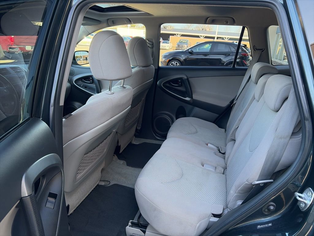Used 2011 Toyota RAV4 4WD w/ Upgrade Value Pkg image 11