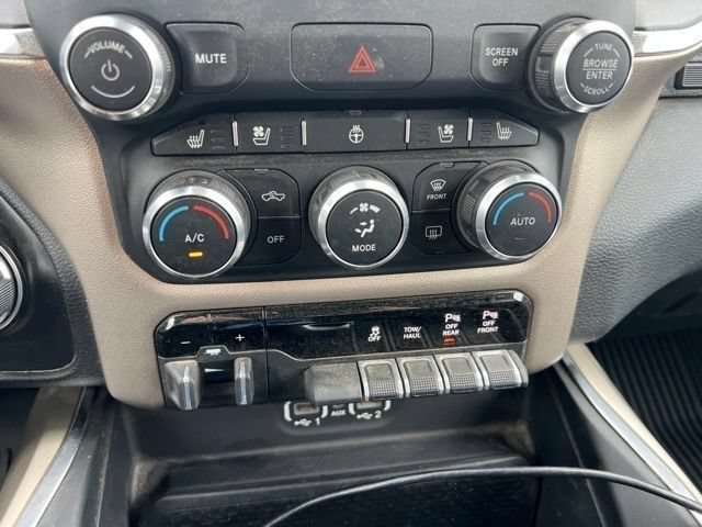 Used 2021 RAM 1500 Laramie AWD/4WD image 38