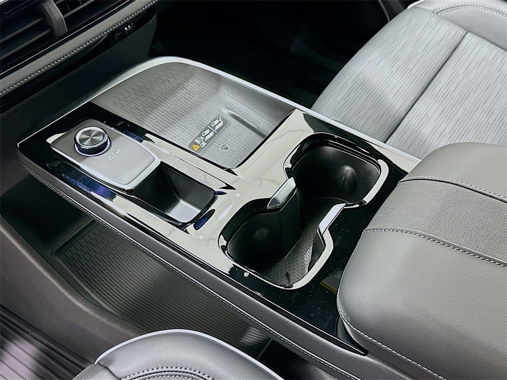 New 2026 Buick Enclave Sport Touring w/ Power Package image 17