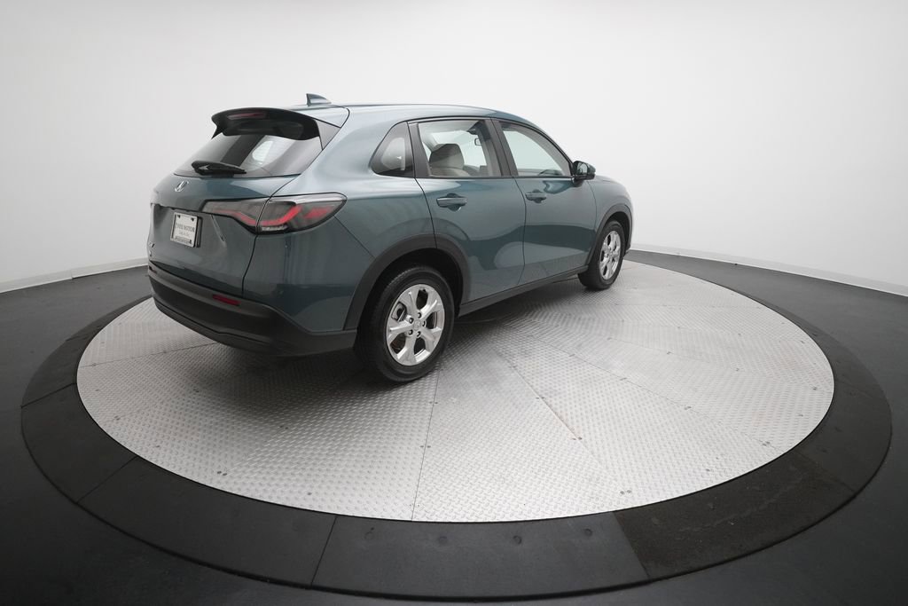 Certified 2025 Honda HR-V LX image 30