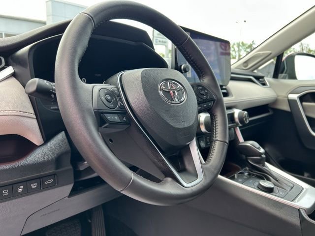 Used 2024 Toyota RAV4 Limited w/ Advanced Technology Package AWD/4WD image 38