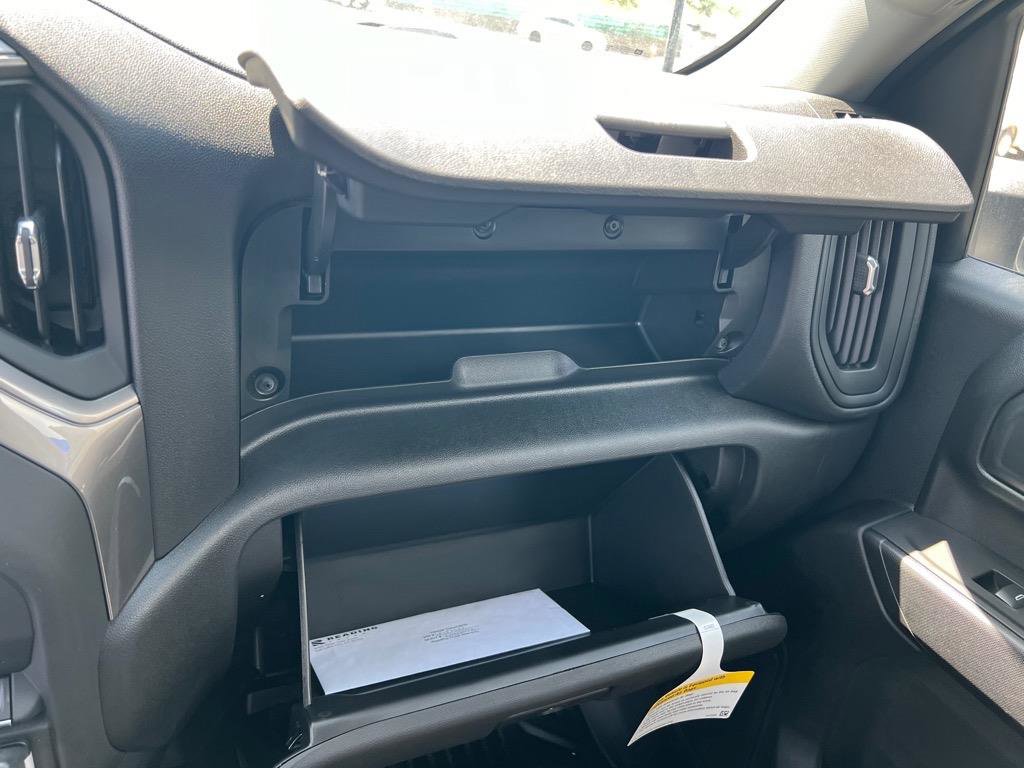 New 2025 GMC Sierra 2500 Pro w/ Convenience Package image 12