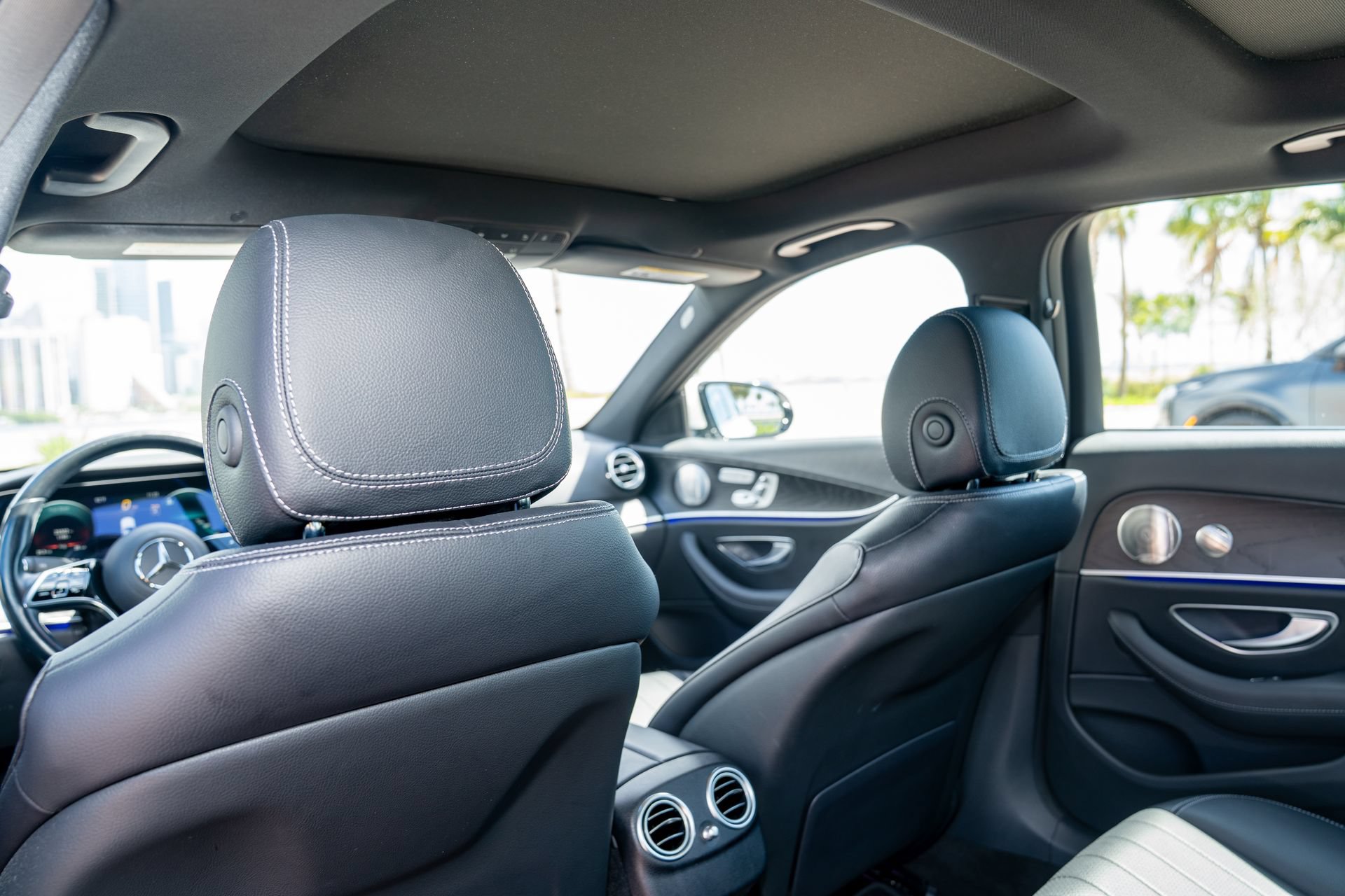 Used 2023 Mercedes-Benz E 350 4MATIC Sedan image 30