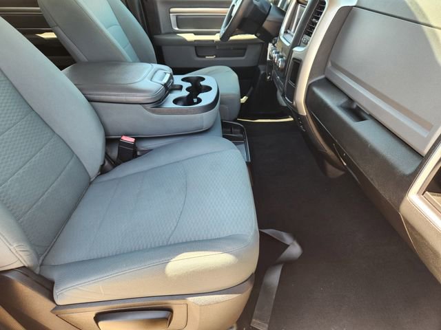 Used 2019 RAM 1500 Classic SLT RWD image 14