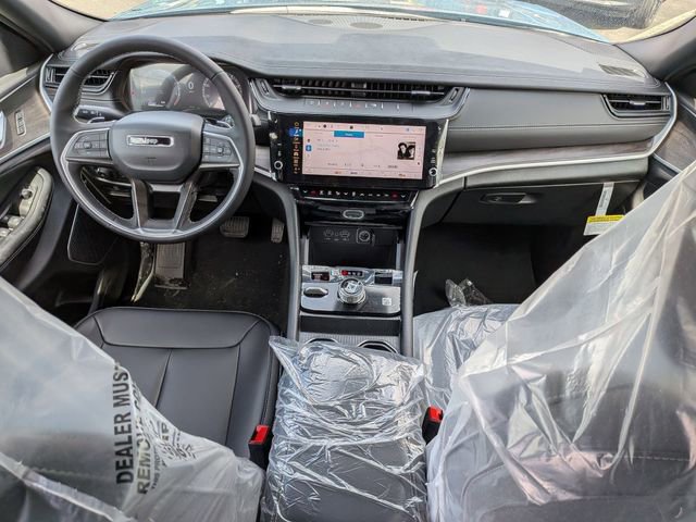 New 2026 Jeep Grand Cherokee L Limited image 17