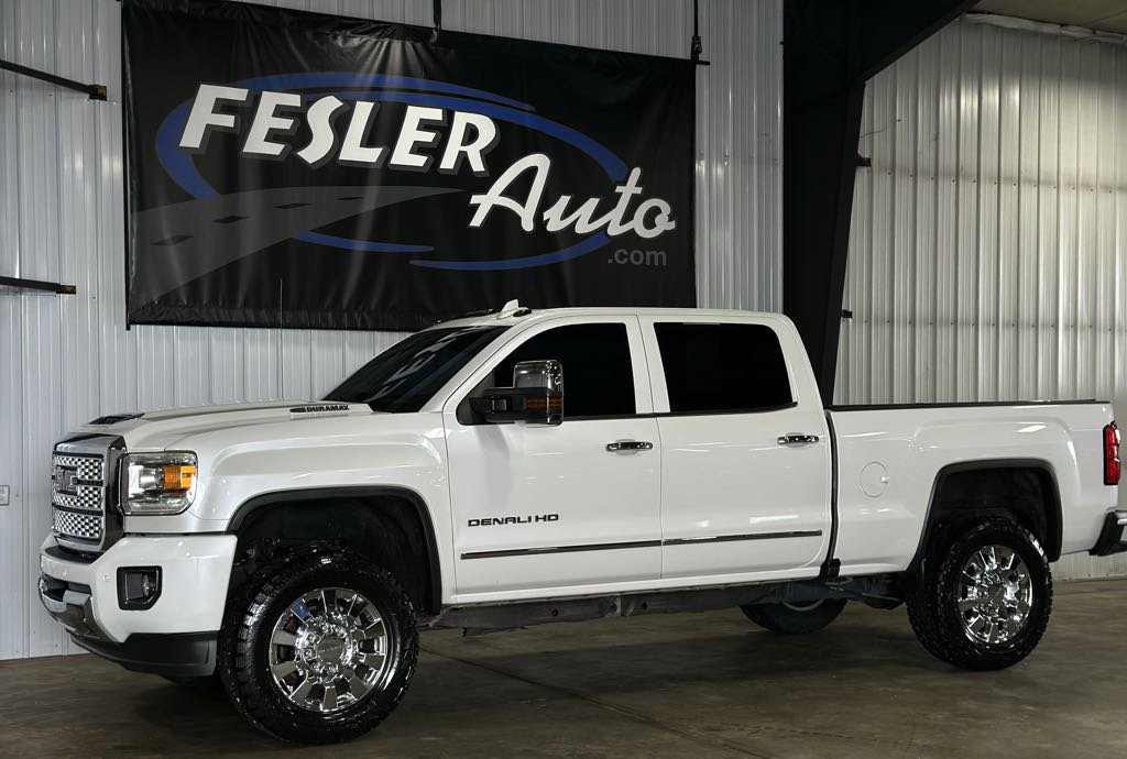 Used 2018 GMC Sierra 2500 Denali w/ Duramax Plus Package image 17
