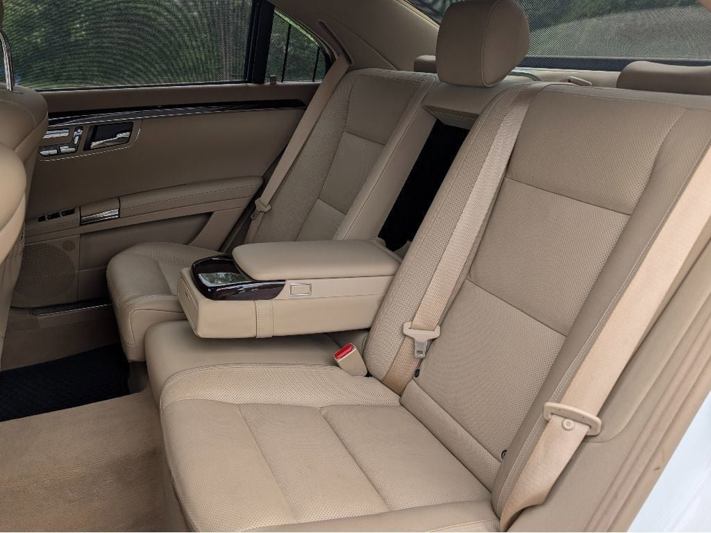 Used 2010 Mercedes-Benz S 550 4MATIC image 14