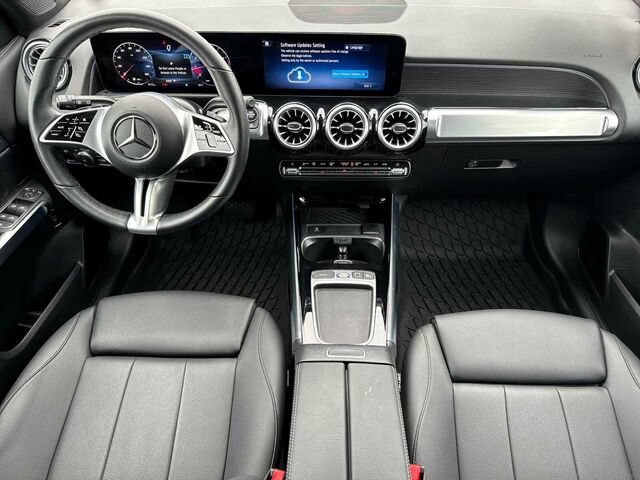 Used 2026 Mercedes-Benz GLB 250 4MATIC image 15