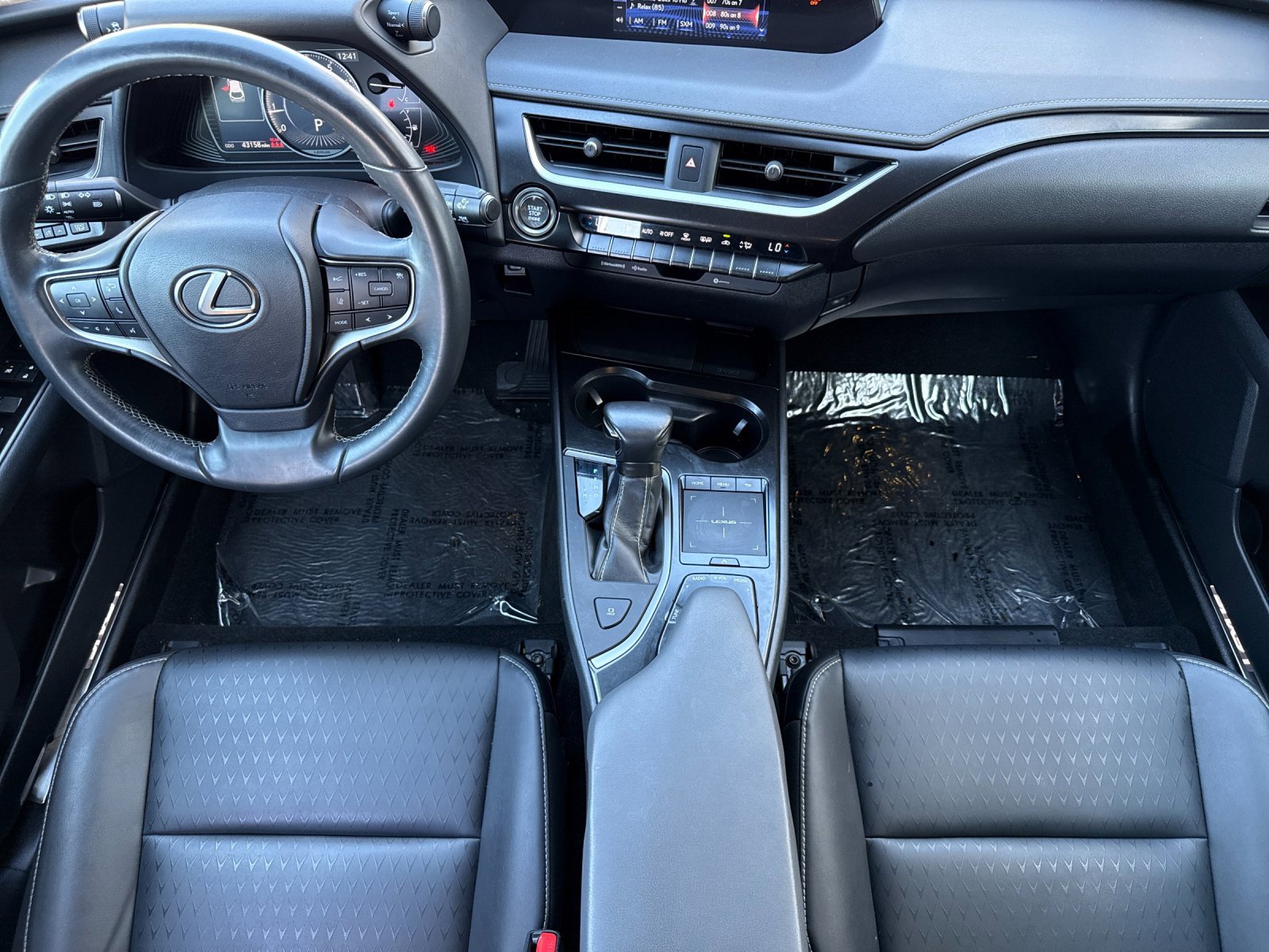 Used 2019 Lexus UX 200 F Sport image 11