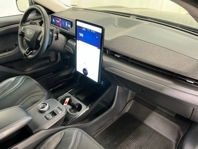 Used 2021 Ford Mustang Mach-E Premium image 19