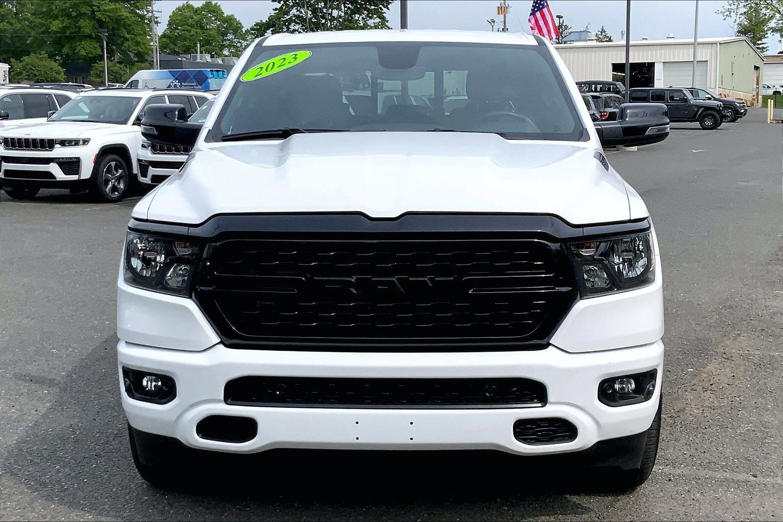 Used 2023 RAM 1500 Big Horn AWD/4WD image 3