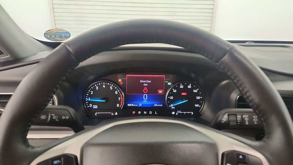 Used 2023 Ford Explorer XLT w/ Equipment Group 202A image 10