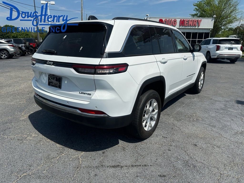 Used 2023 Jeep Grand Cherokee Limited w/ Luxury Tech Group II RWD image 14