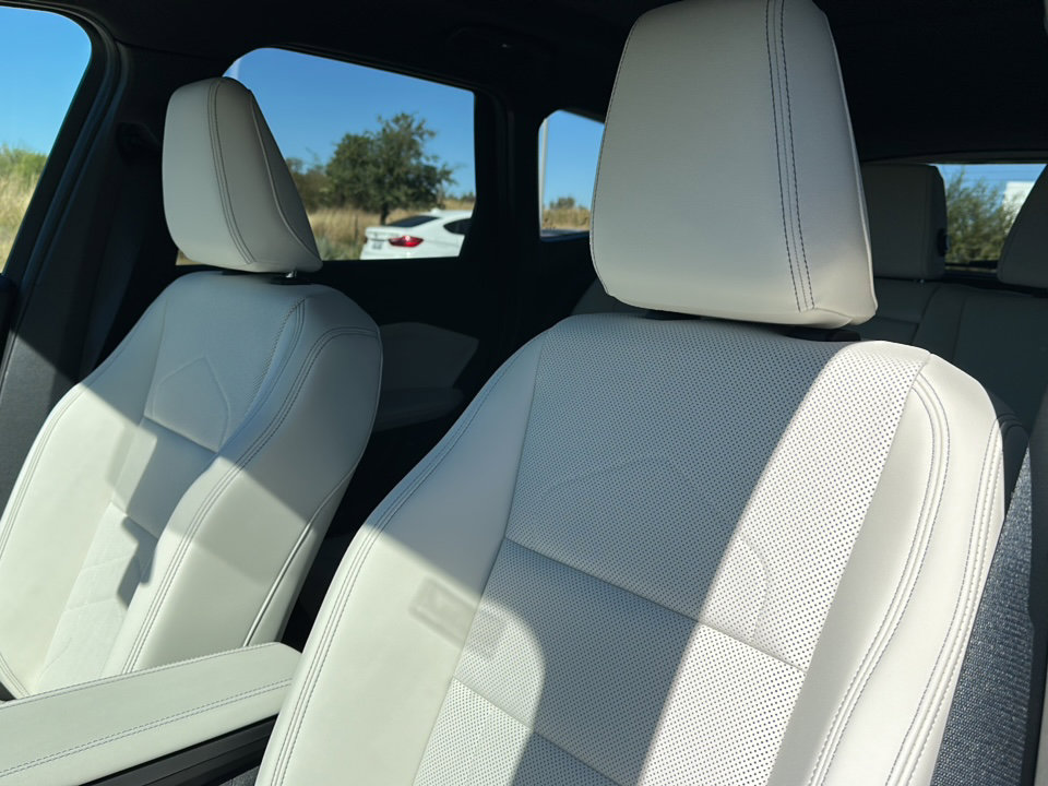 New 2026 BMW X1 xDrive28i w/ Technology Package AWD/4WD image 11