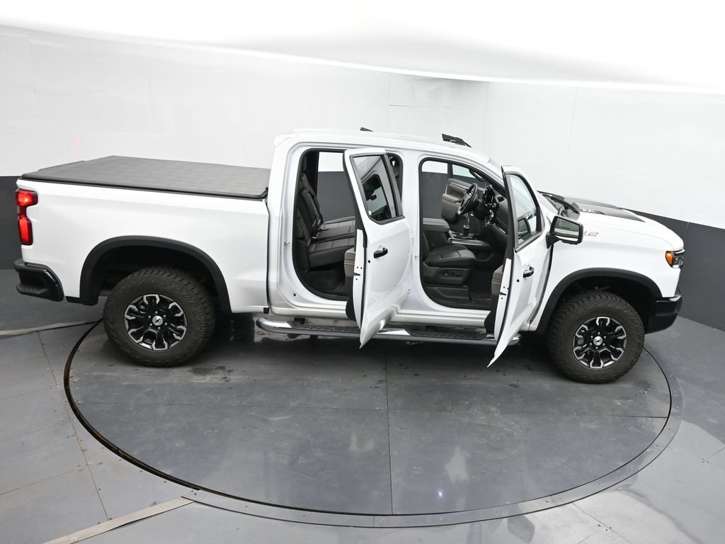 Used 2024 Chevrolet Silverado 1500 ZR2 w/ Technology Package AWD/4WD image 50
