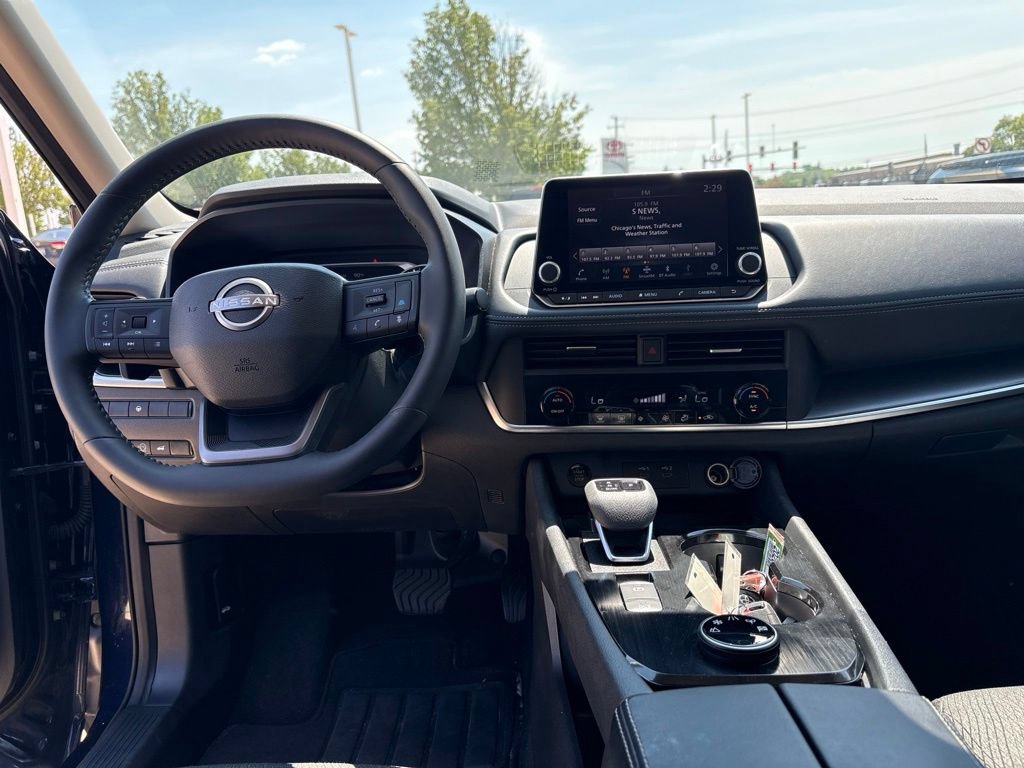 Used 2026 Nissan Rogue SV AWD/4WD image 22