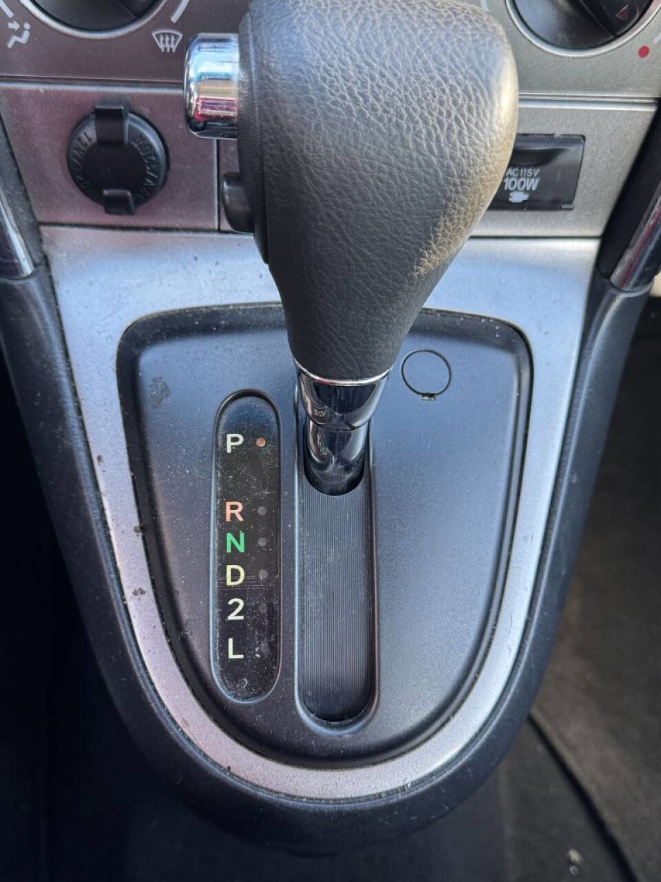 Used 2006 Pontiac Vibe w/ Preferred Package image 18