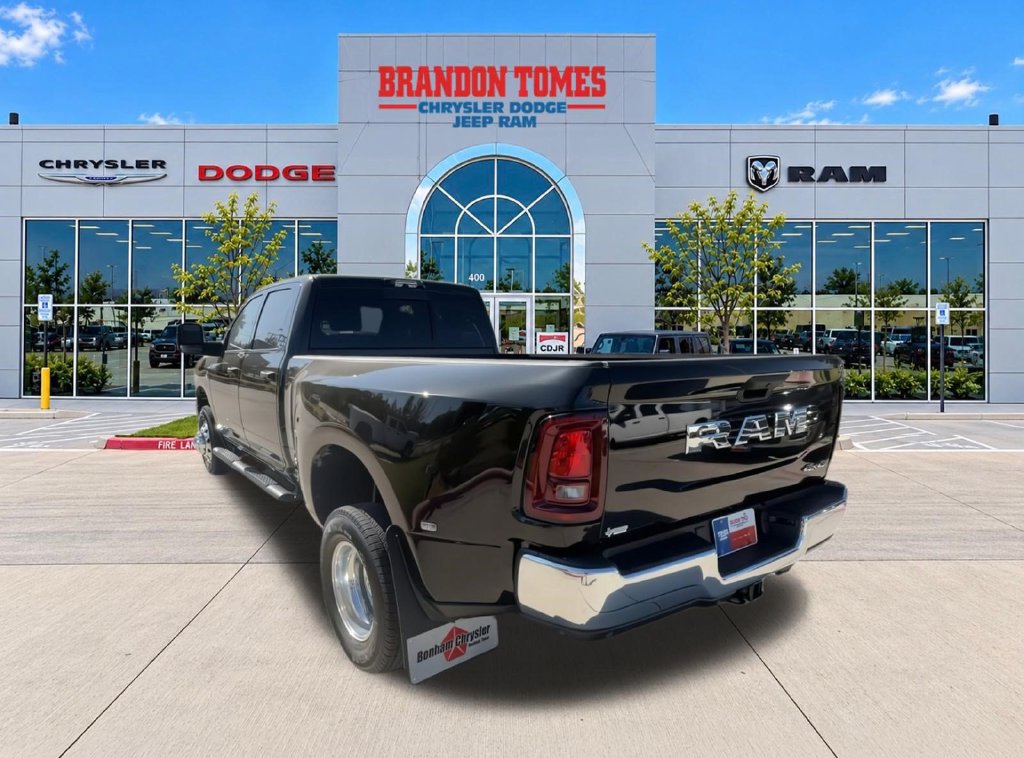 Certified 2026 RAM 3500 Tradesman AWD/4WD image 7
