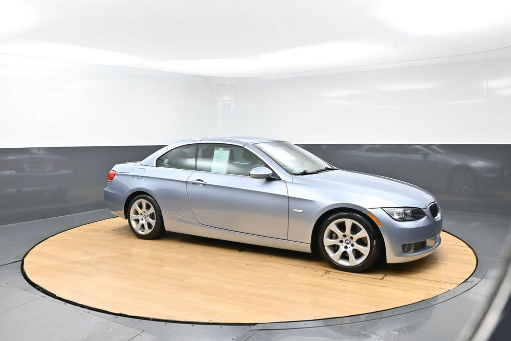 Used 2009 BMW 335i Convertible RWD image 27