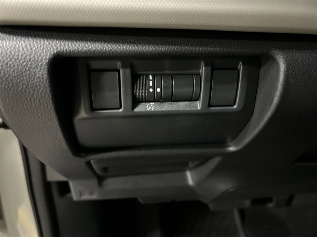 Certified 2025 Subaru Forester Premium image 17