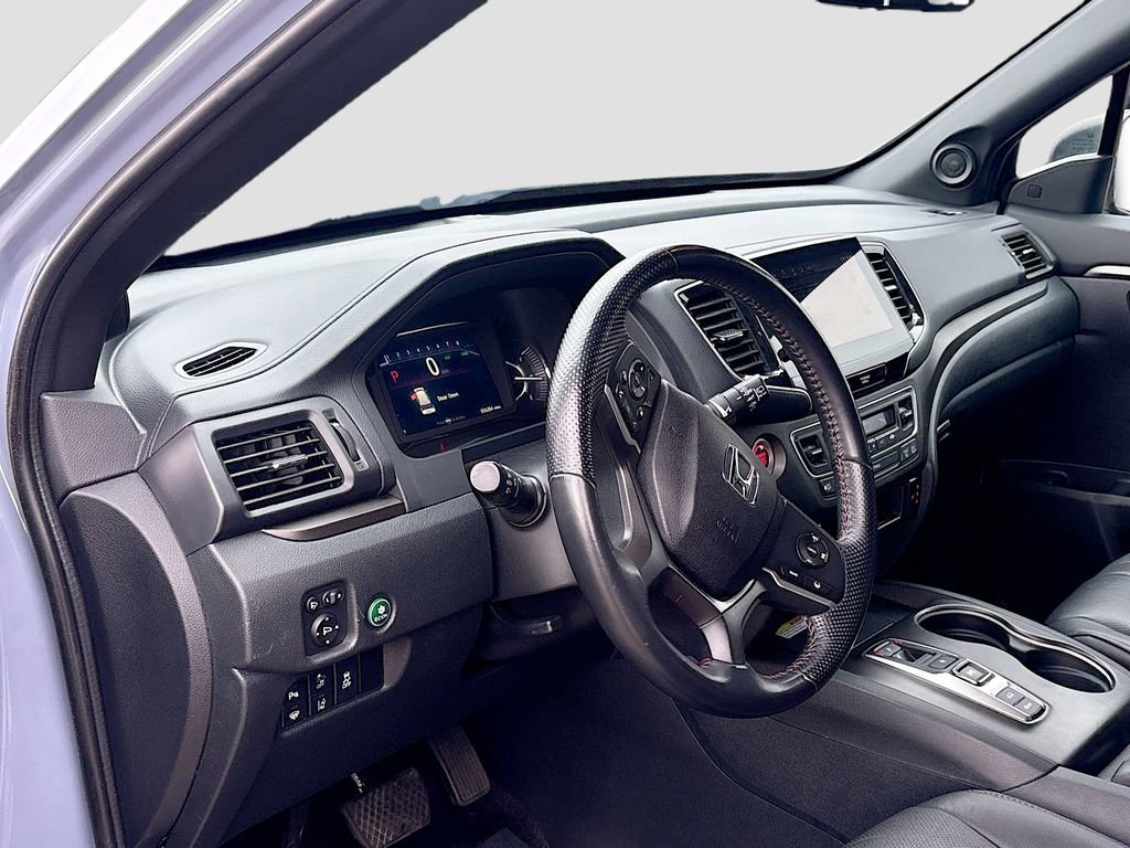 Used 2023 Honda Passport TrailSport image 9