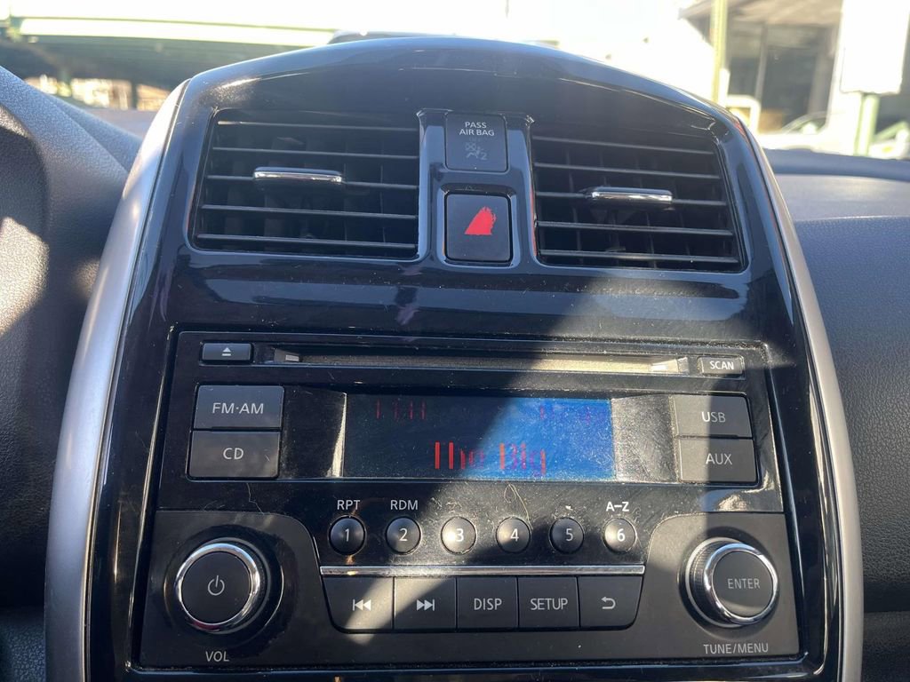 Used 2015 Nissan Versa Note SV image 17