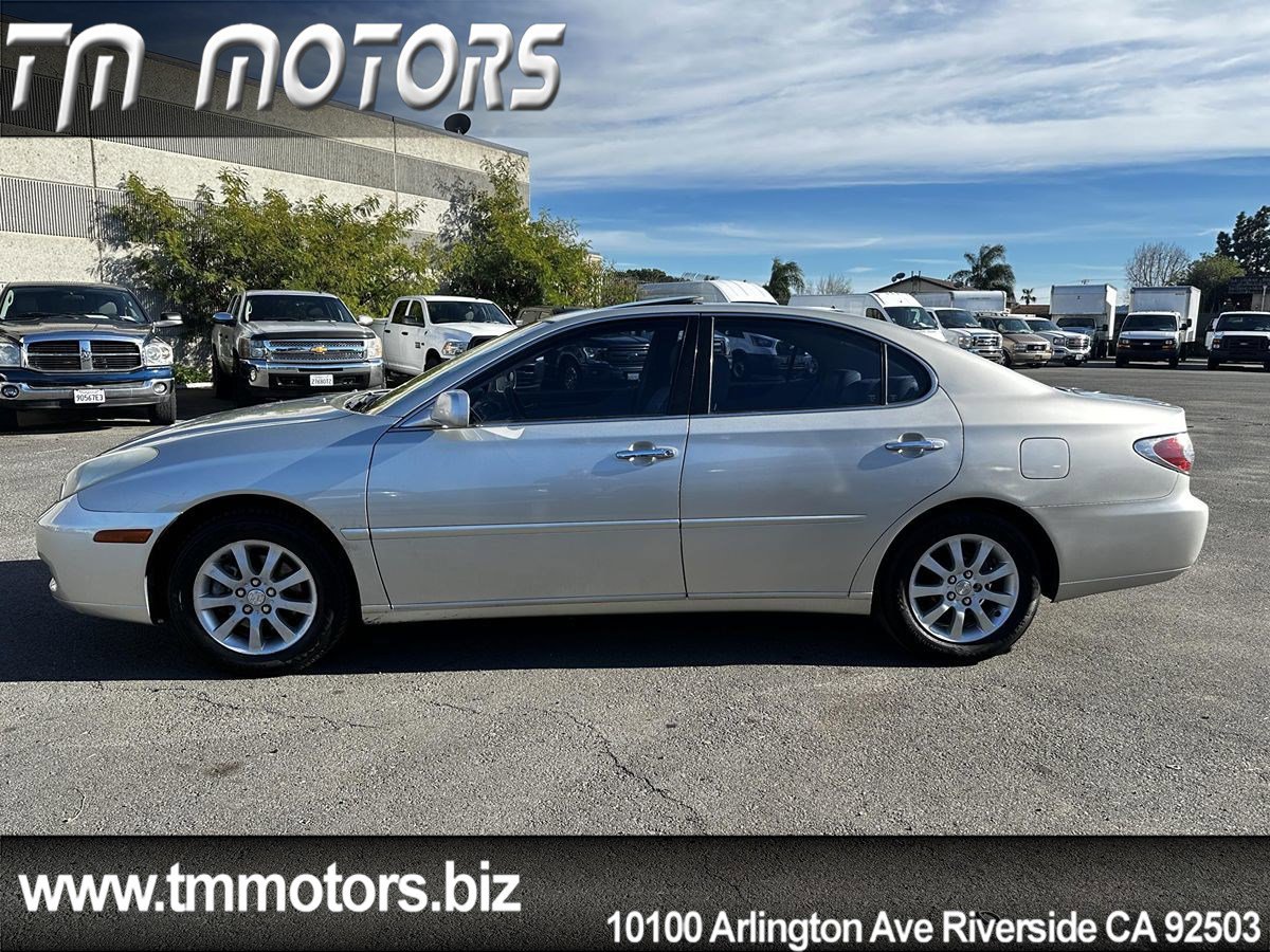 Used 2004 Lexus ES 330 image 3