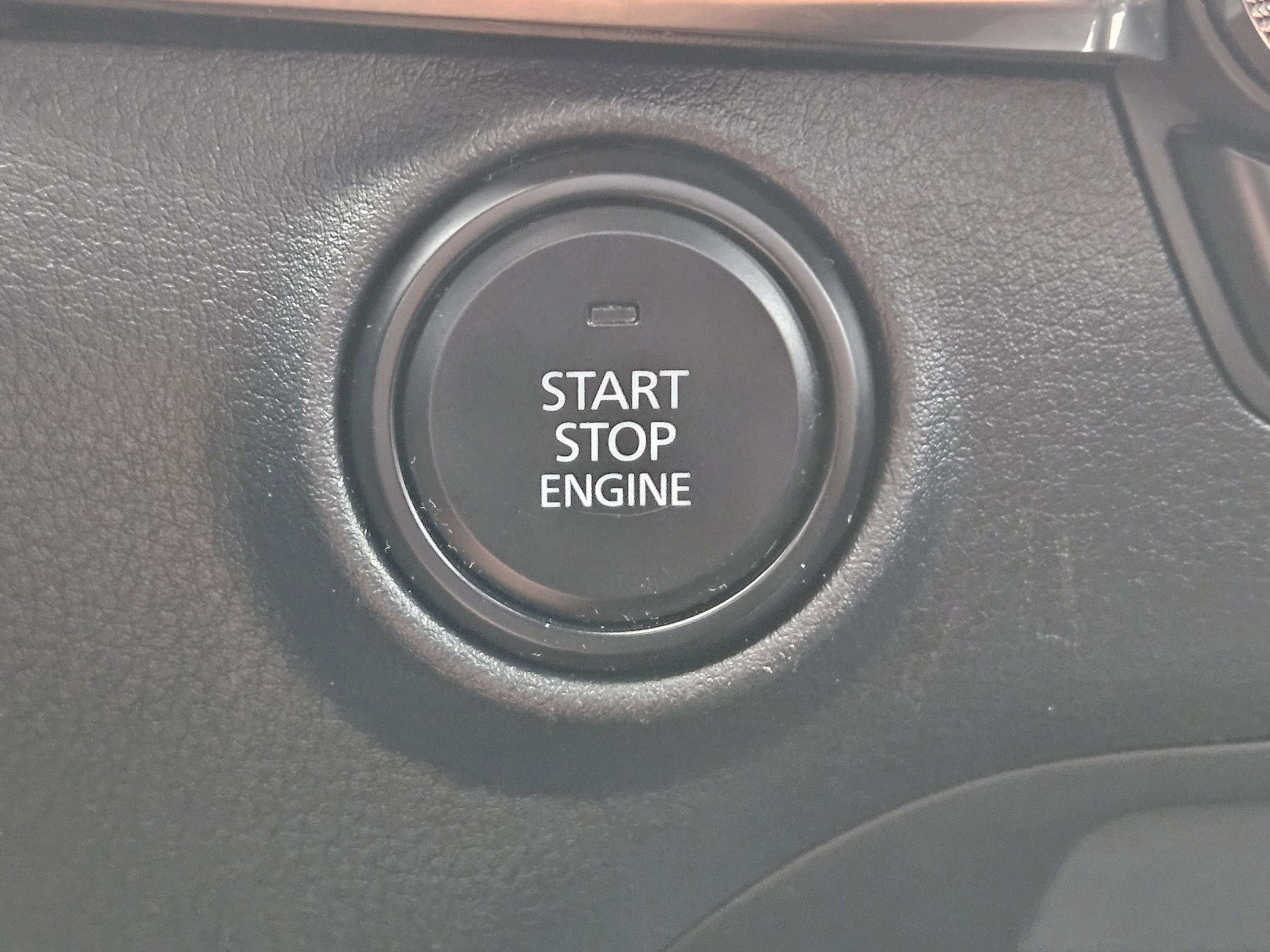 Used 2019 MAZDA MAZDA3 Sedan w/ Preferred Package image 19