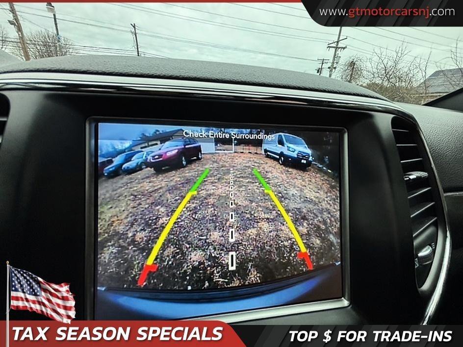 Used 2018 Jeep Grand Cherokee Altitude RWD image 22