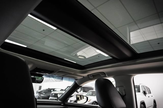 Certified 2025 Lexus ES 350 w/ Premium Package FWD image 22