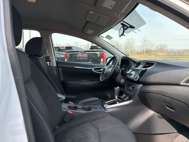 Used 2018 Nissan Sentra SR w/ SR Midnight Edition Package FWD image 10
