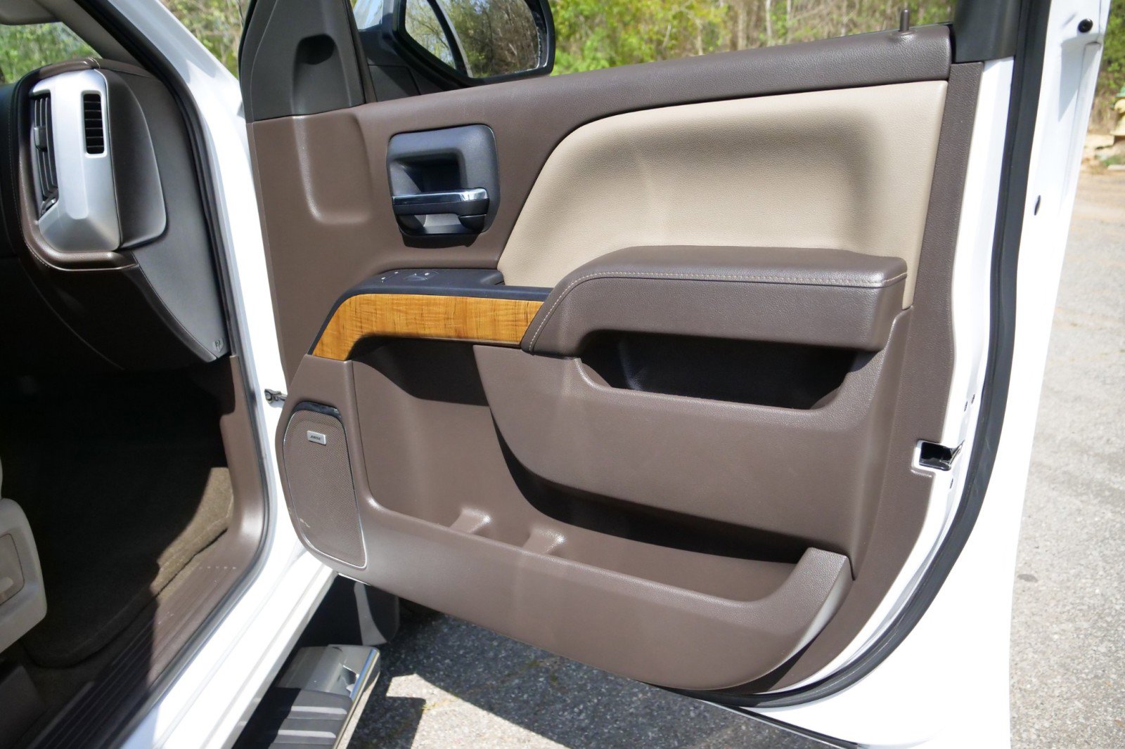 Used 2017 GMC Sierra 1500 SLT image 46