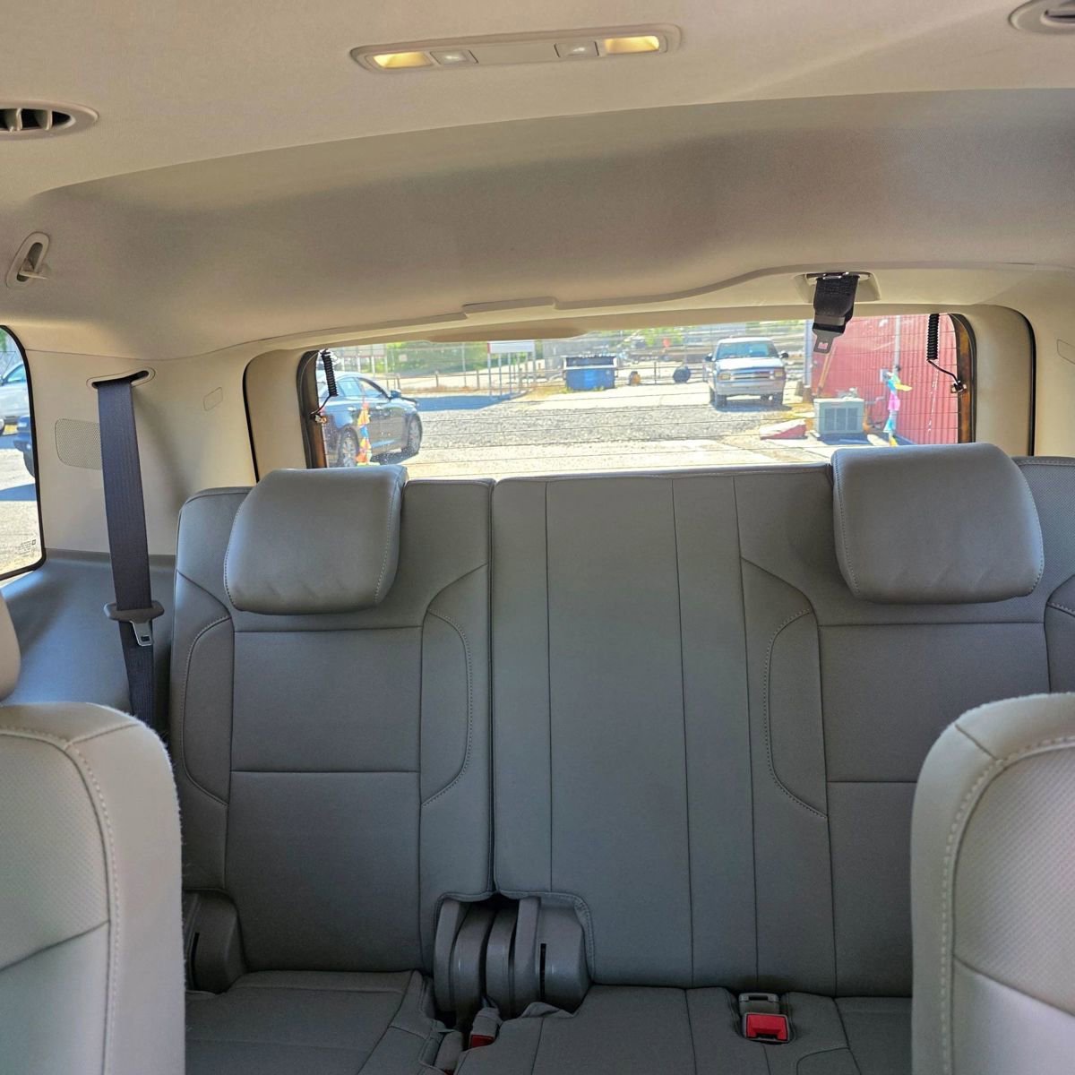 Used 2018 GMC Yukon SLT w/ Premium Edition AWD/4WD image 14