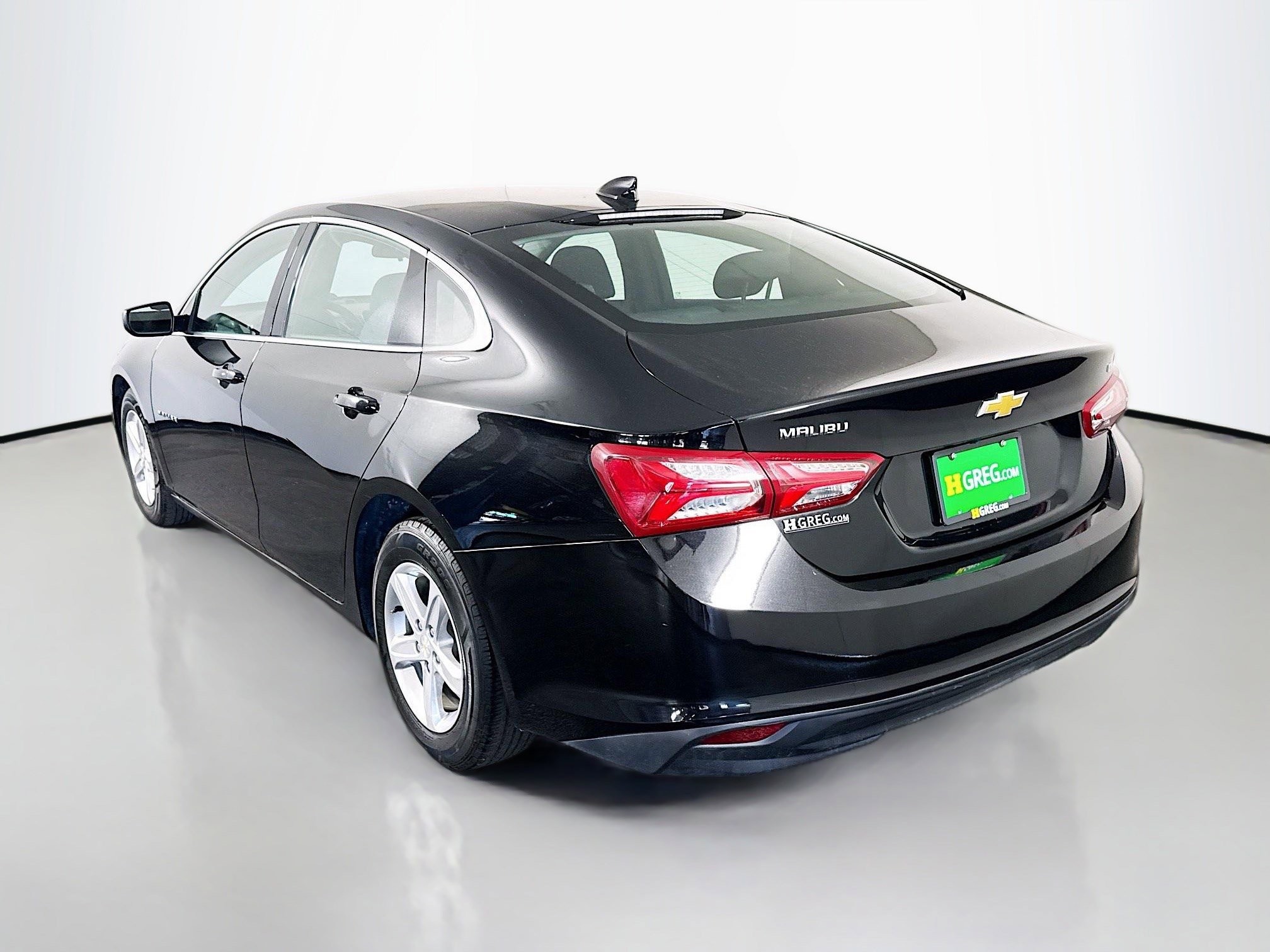 Used 2022 Chevrolet Malibu LT FWD image 7