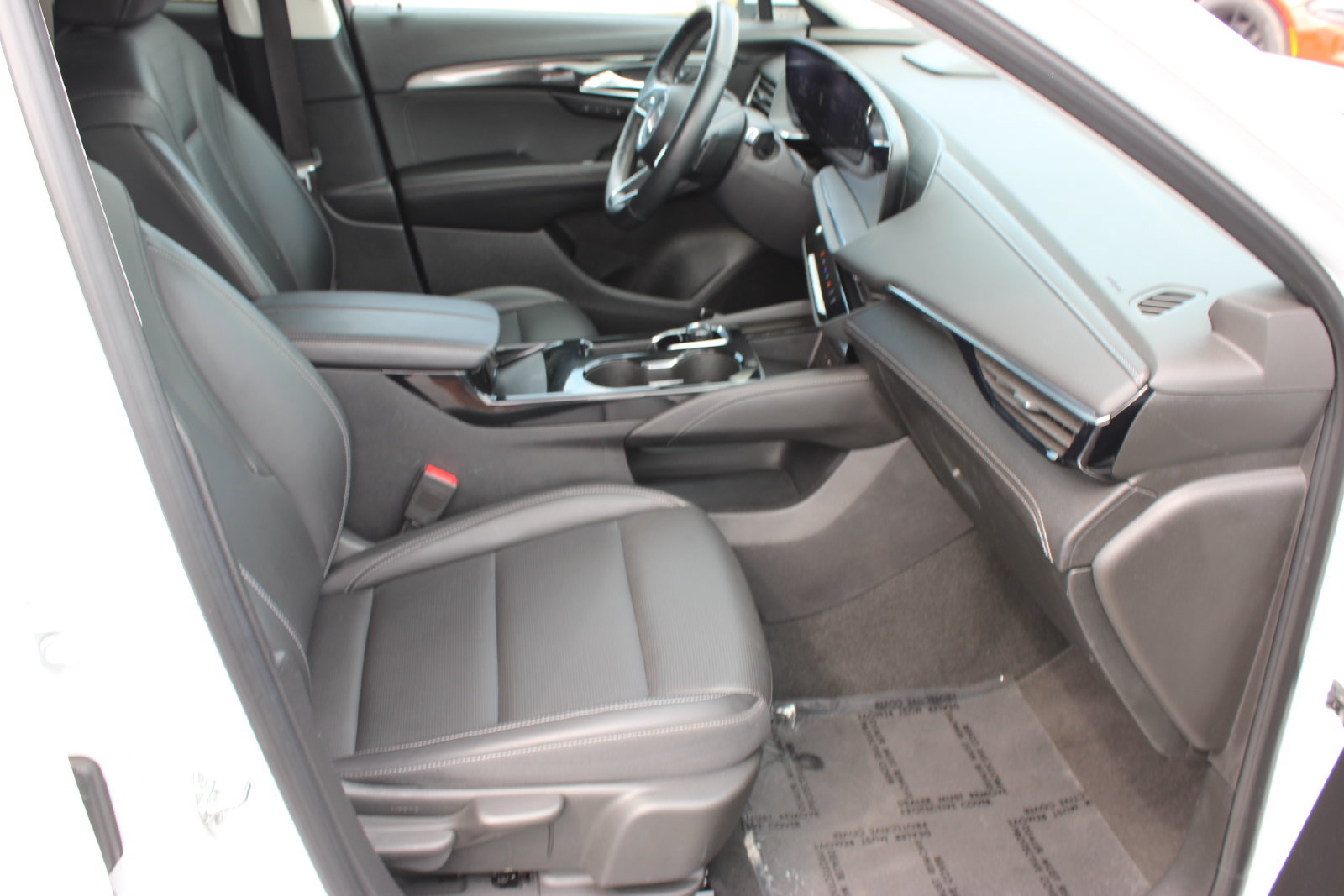 Used 2024 Buick Envision Preferred AWD/4WD image 27