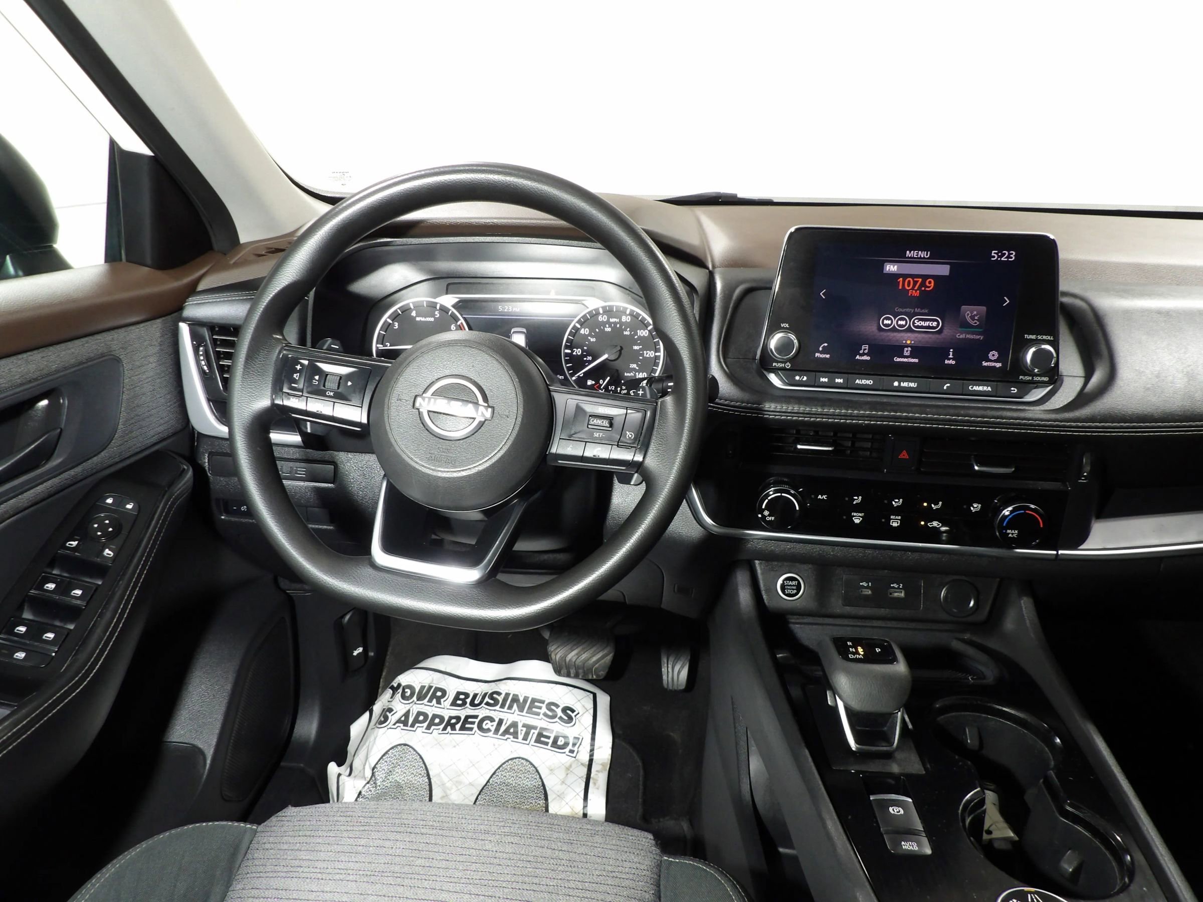 Used 2022 Nissan Rogue S AWD/4WD image 13
