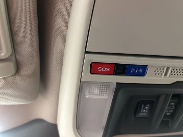 Used 2022 Subaru Forester Premium image 12