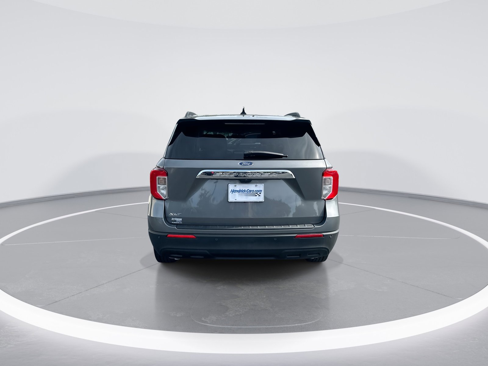 Used 2023 Ford Explorer XLT RWD image 8