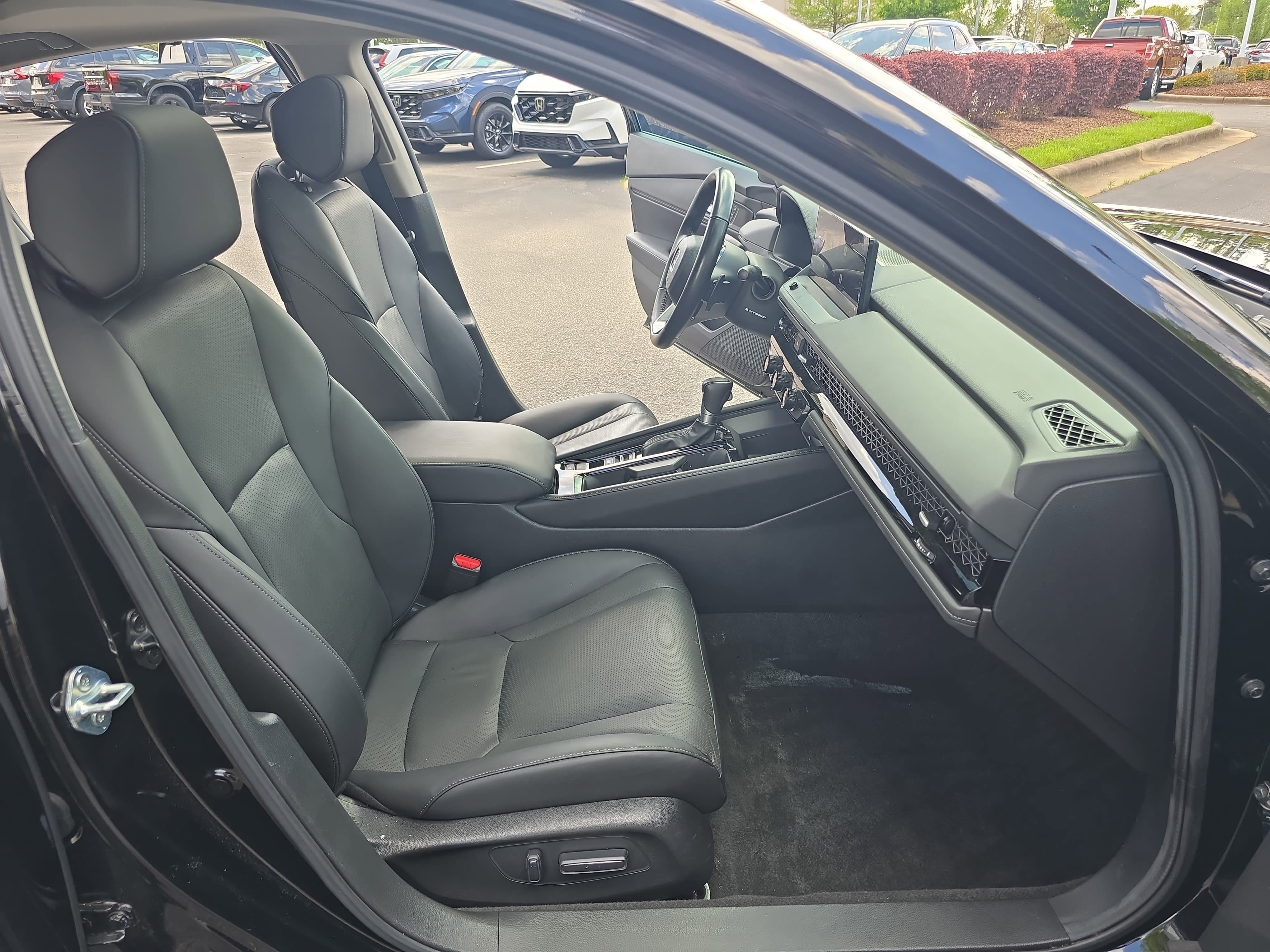 Used 2024 Honda Accord Touring image 10