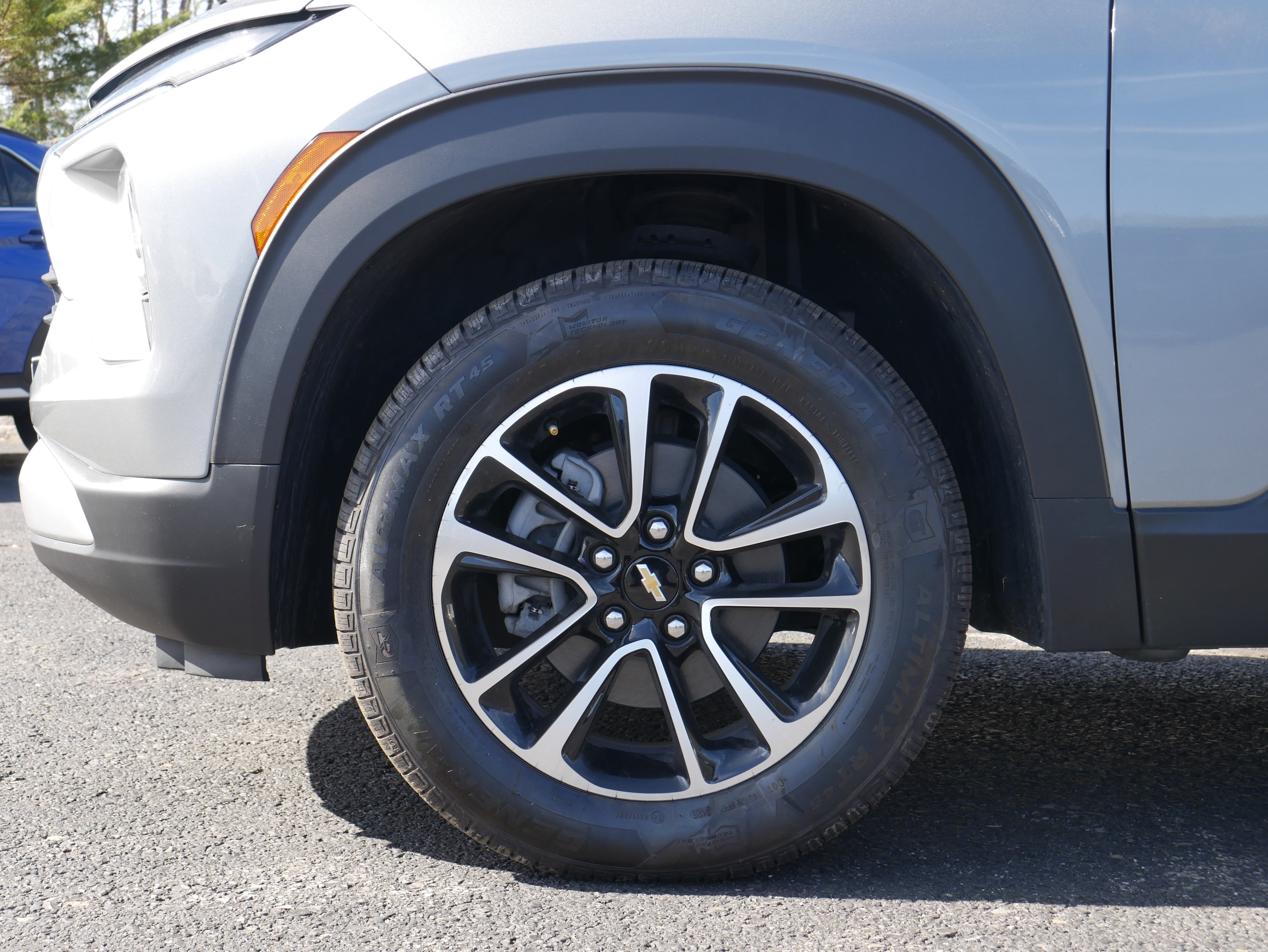 Certified 2024 Chevrolet TrailBlazer LT w/ Convenience Package AWD/4WD image 11