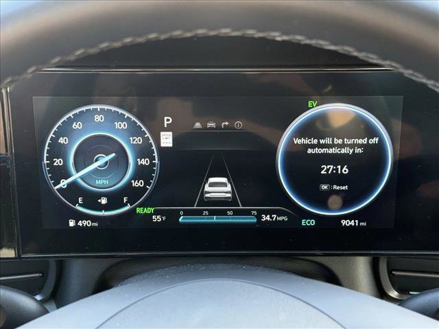 Certified 2025 Hyundai Elantra Limited image 11