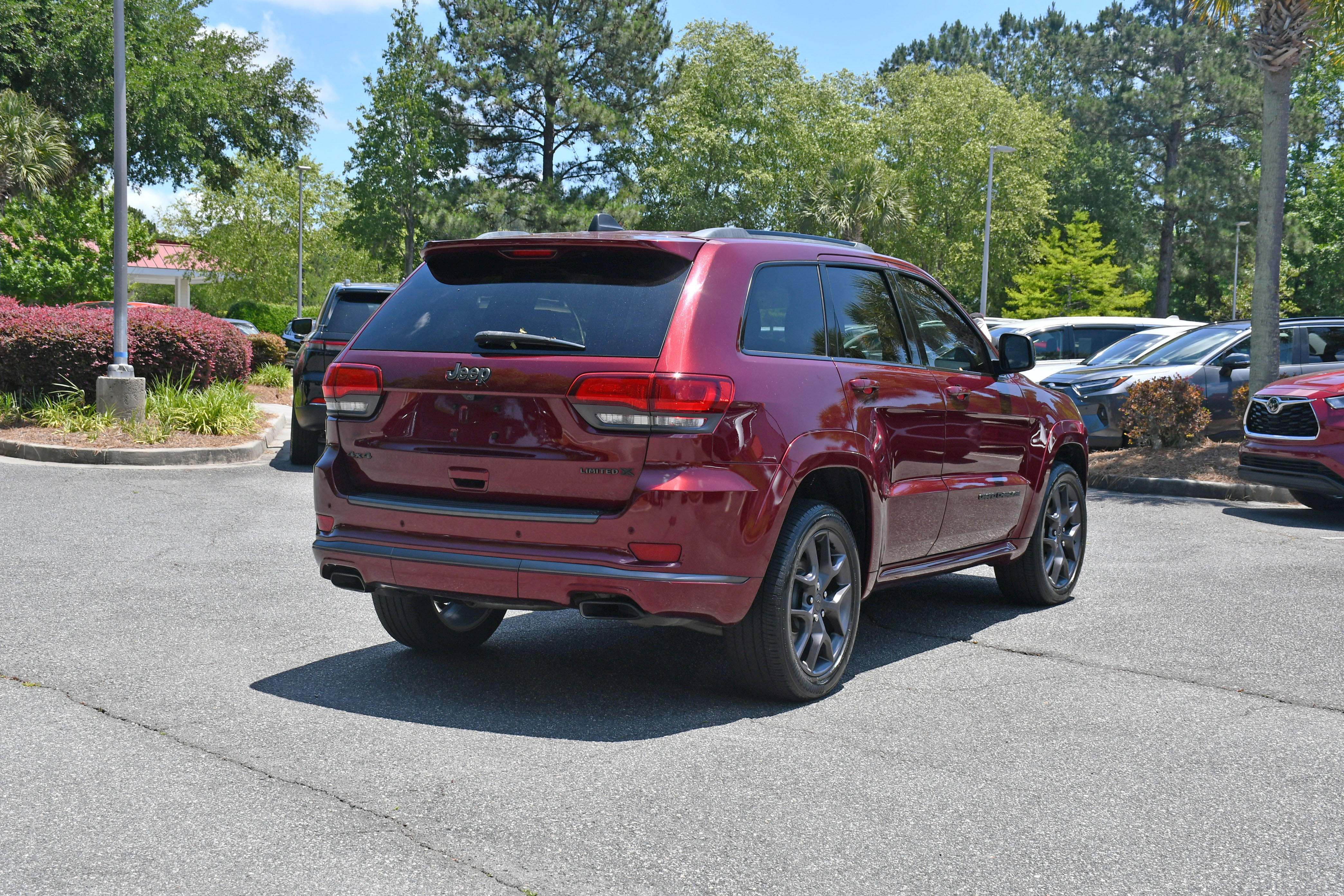 Used 2020 Jeep Grand Cherokee Limited X AWD/4WD image 4