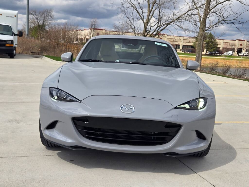 New 2026 MAZDA MX-5 Miata RF Grand Touring image 2