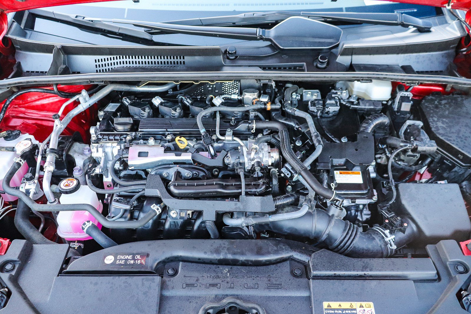 Certified 2024 Toyota Prius XLE AWD/4WD image 29