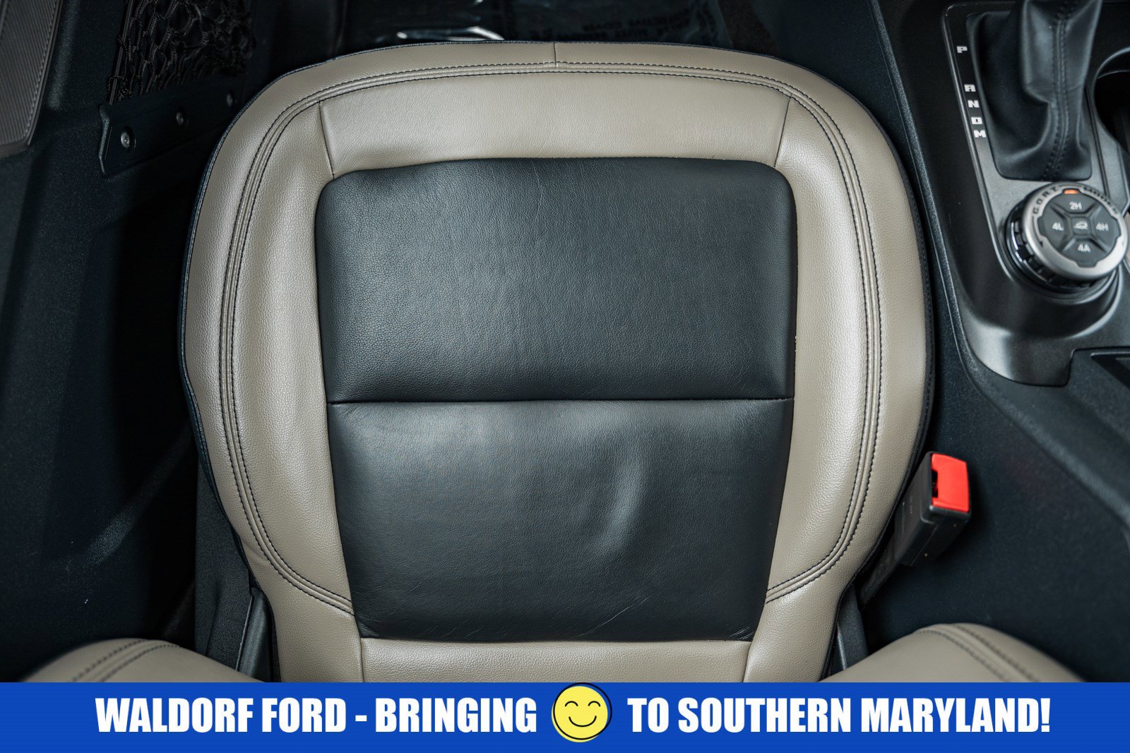 Used 2023 Ford Bronco Wildtrak image 35