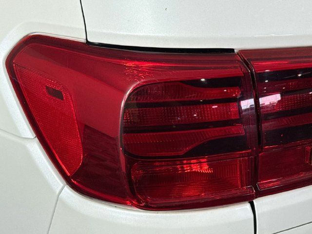 Used 2020 Kia Sedona EX FWD image 33