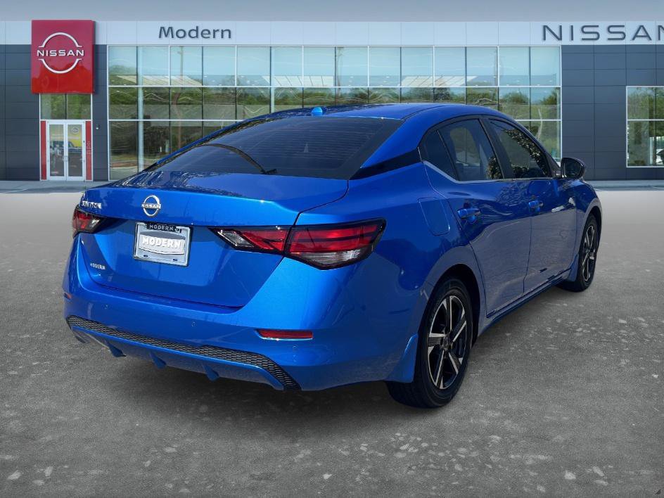 Used 2025 Nissan Sentra SV w/ All-Weather Package FWD image 5