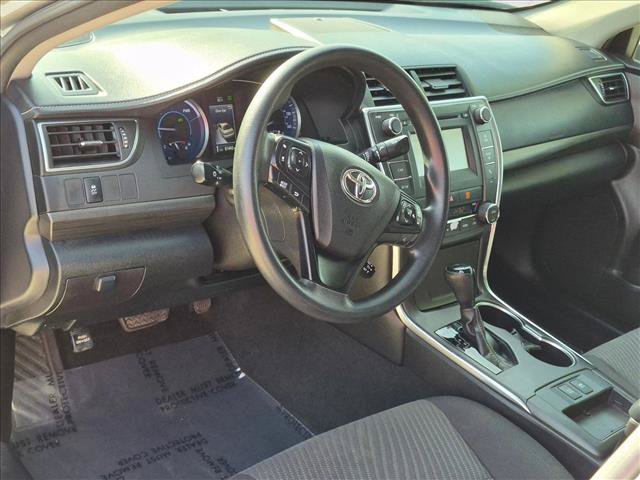 Used 2017 Toyota Camry LE FWD image 9
